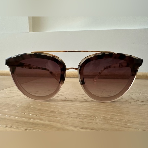 Krewe Clio NYLON in Matte Oyster to Petal in 24K